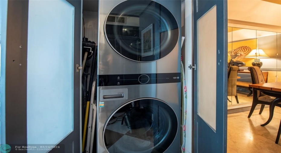 Washer/Dryer