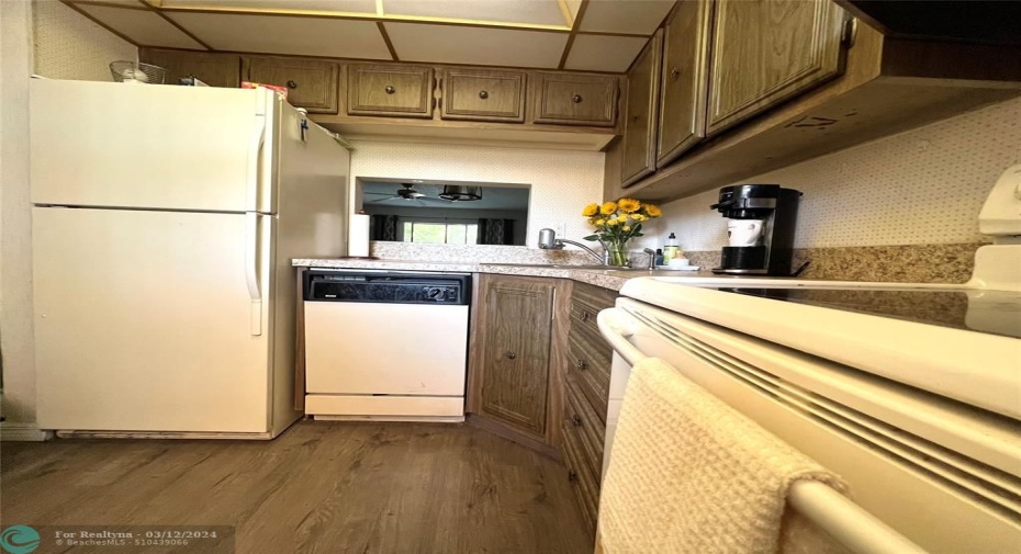 Kitchen ~3