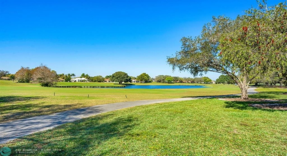 Enjoy golf and water views for days!