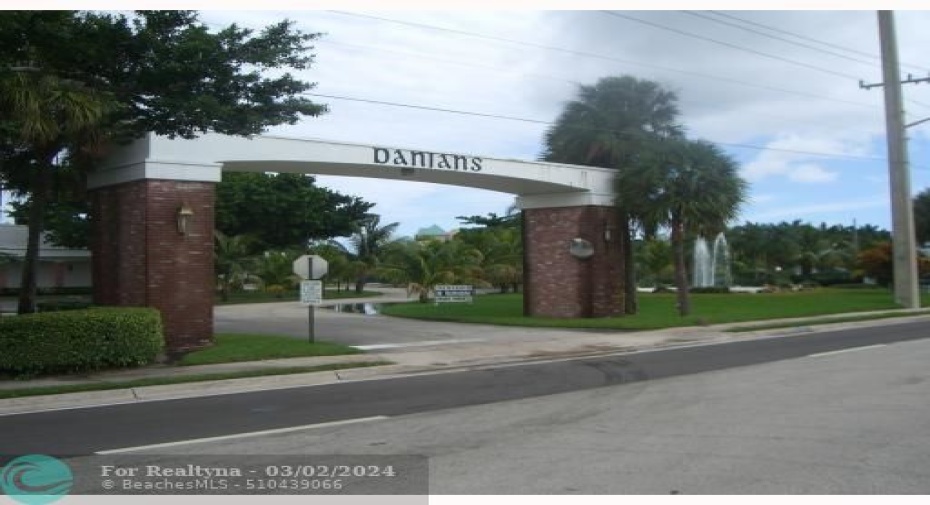 Front Entrance from Dania Beach Blvd