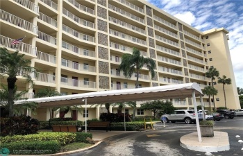 PALM-AIRE  (BUILDING 52 -402)