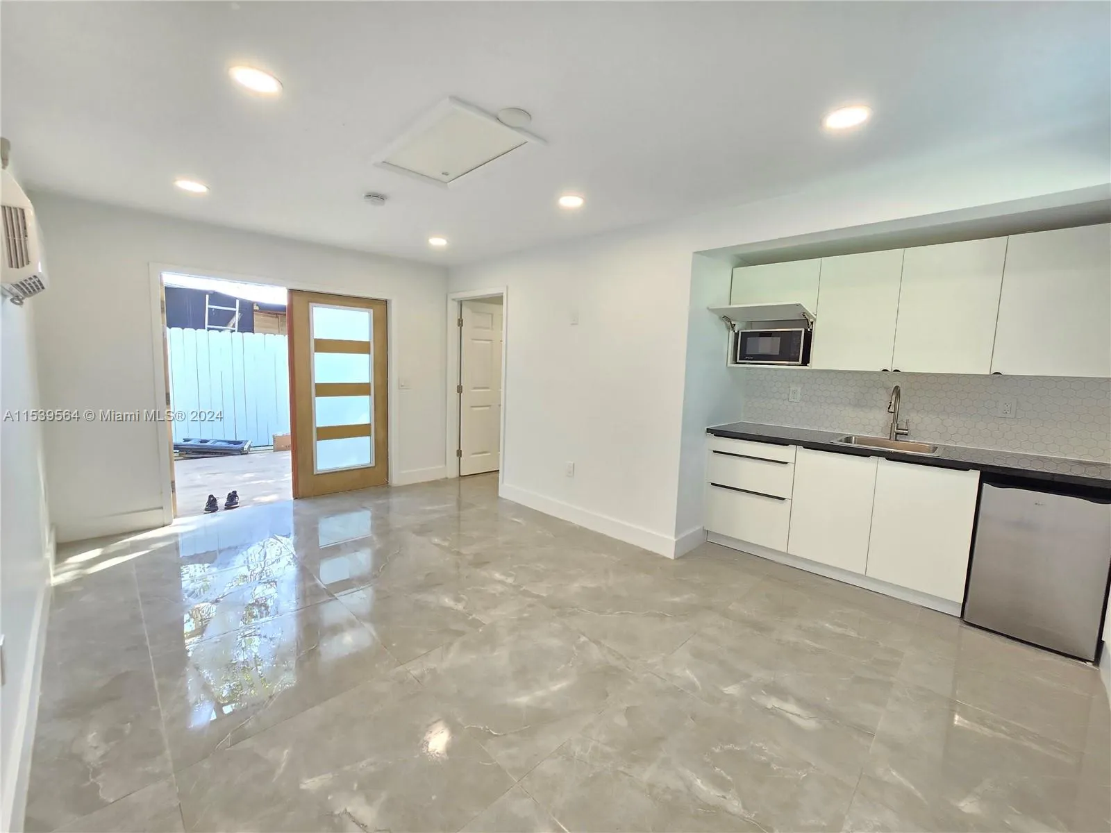 Residential Lease For Rent