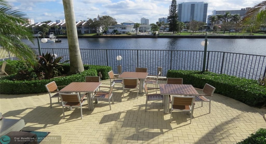 GRILL AREA