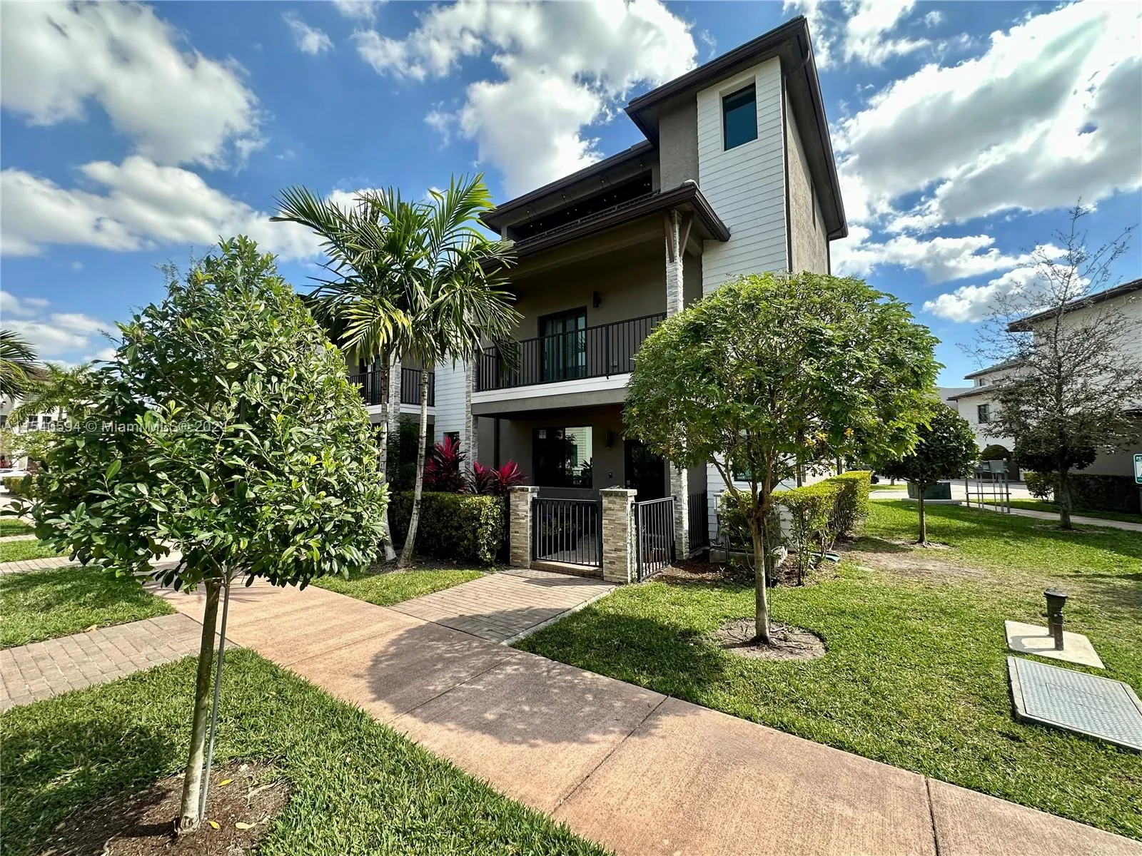 Residential Lease For Rent