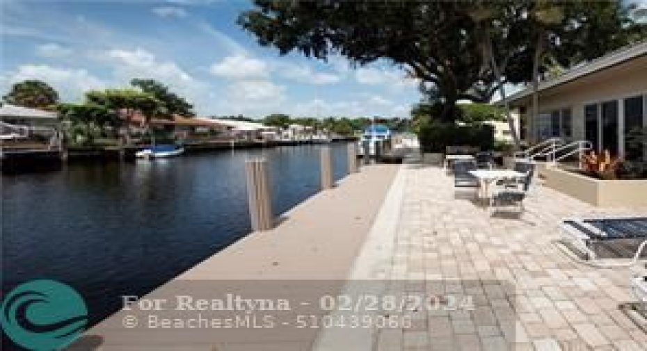 Community dock for guest to come and visit