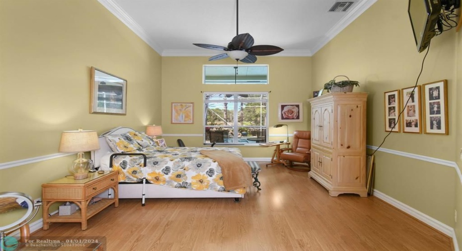MAIN BEDROOM- LAMINATE FLOORING