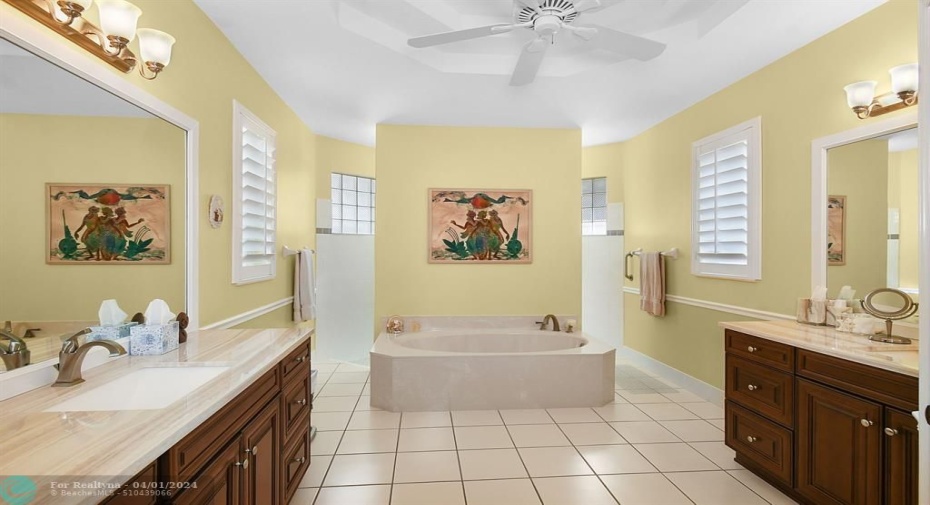 MAIN BATH 2 VANITIES