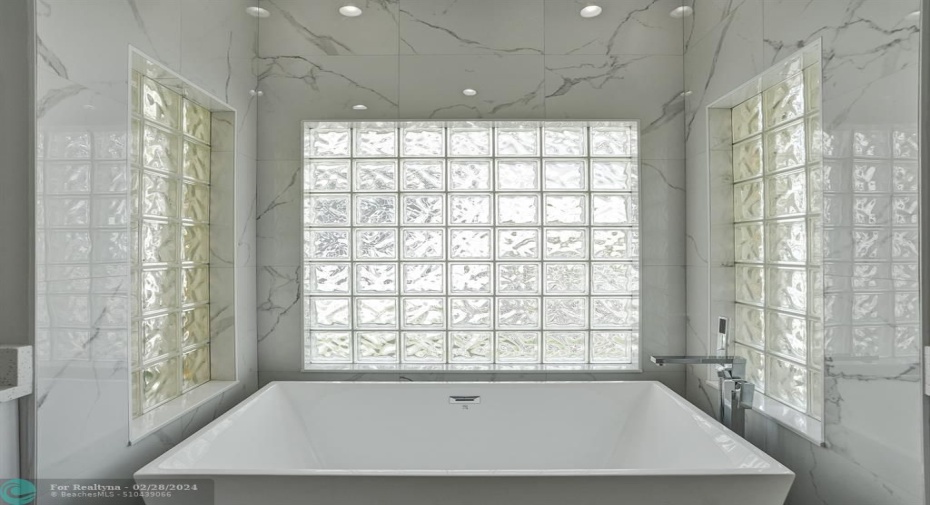 Primary Bathroom Soaking Tub