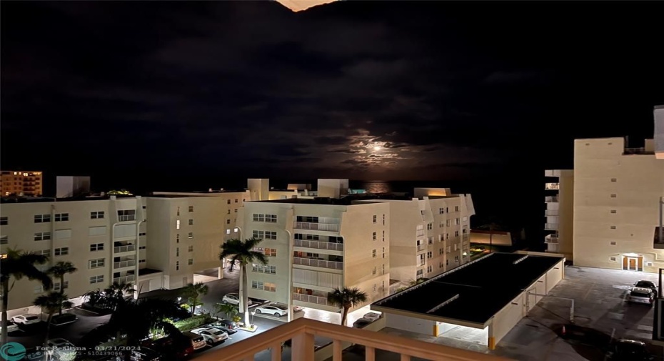 View of the moon over the intracoastal
