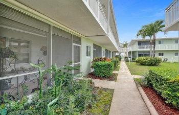 Condo/co-op/villa/townhouse For Sale