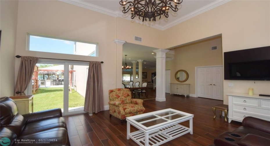 FORMAL LIVING ROOM