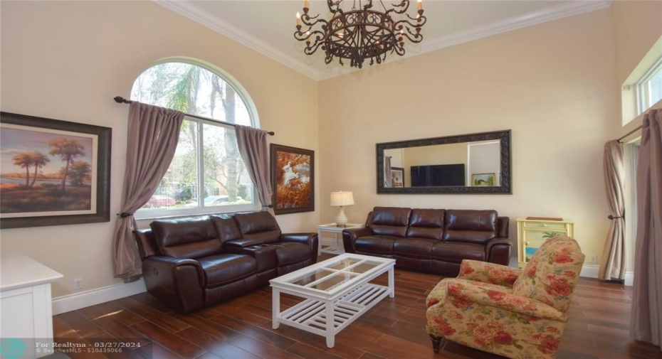 FORMAL LIVING ROOM