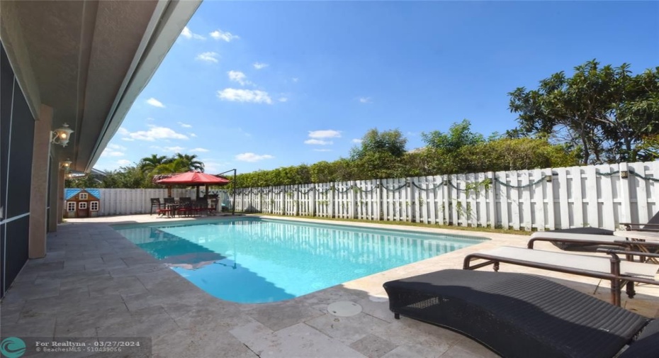 OPEN POOL WITH TIKI BAR
