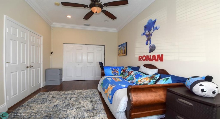 OVER-SIZED BEDROOM GROUND FLOOR