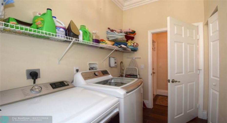 LAUNDRY ROOM GROUND FLOOR