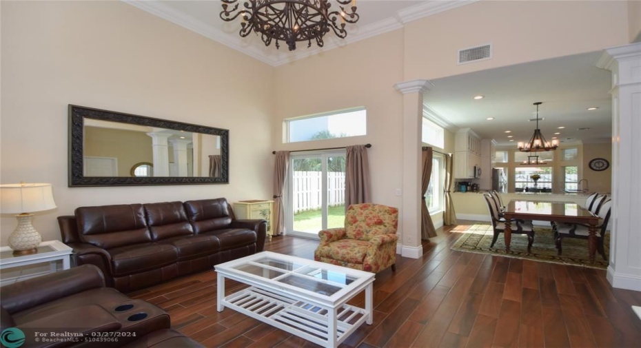 FORMAL LIVING ROOM