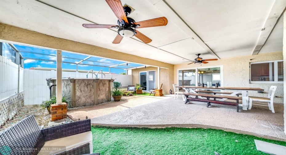 OUtdoor Oasis