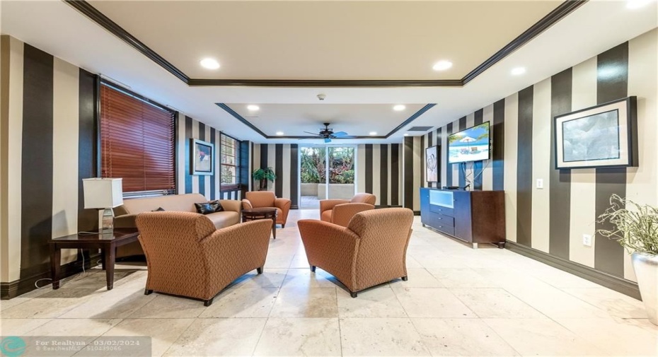 Community room to relax or watch a movie with family & friends!