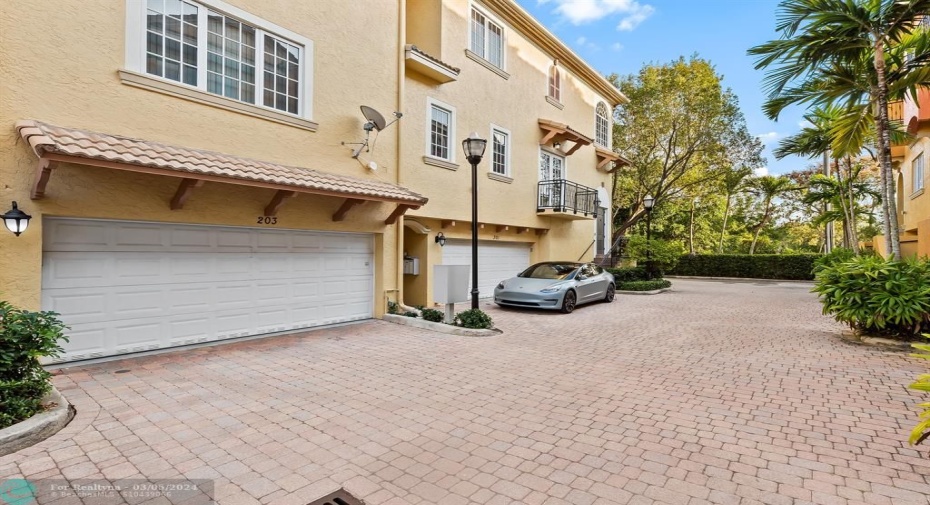 2 Car Garage