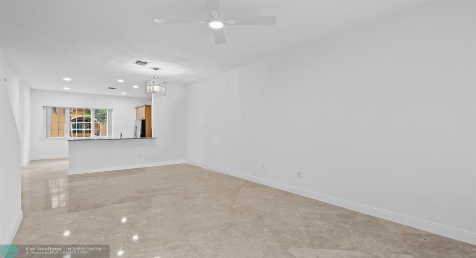 Family Room - 2nd Floor