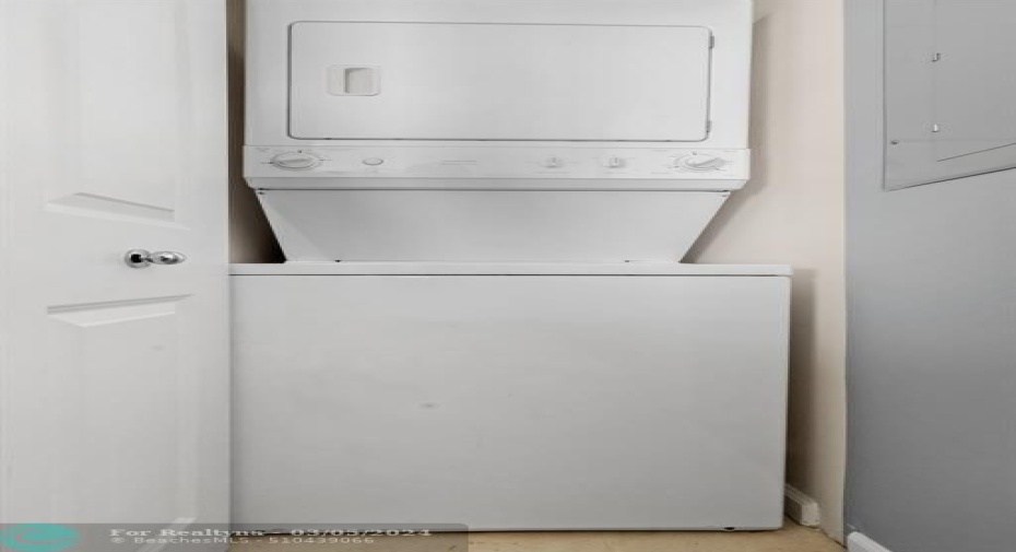 Kitchen Laundry
