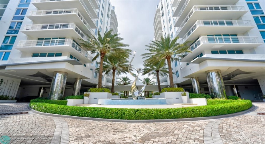 Front entry, valet is between the two towers