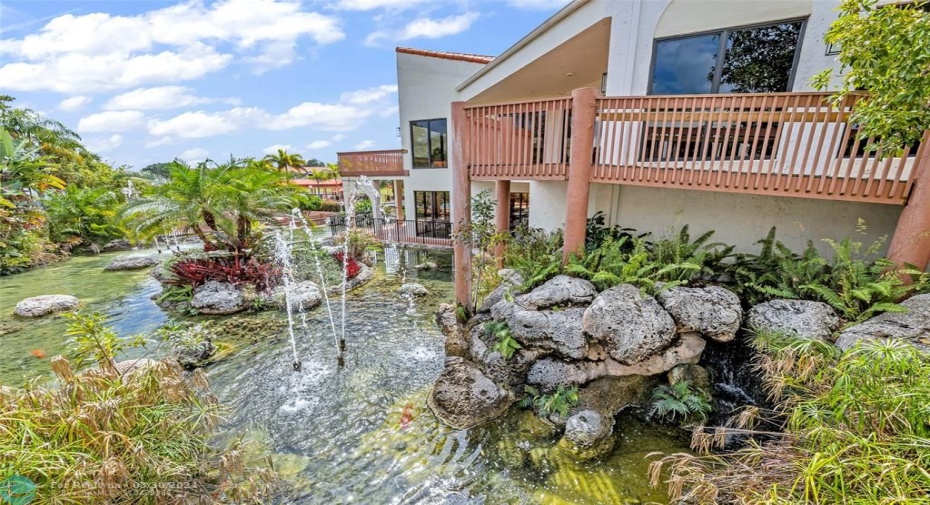 Pond and clubhouse
