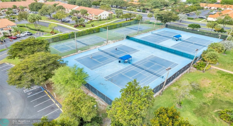 Tennis