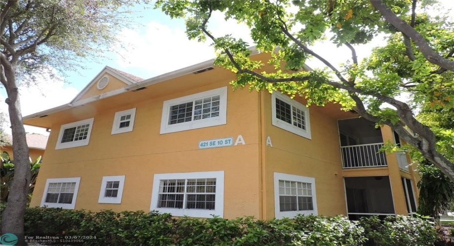 EXTERIOR FRONT