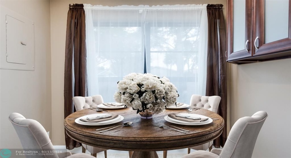 Virtually staged kitchen eating area
