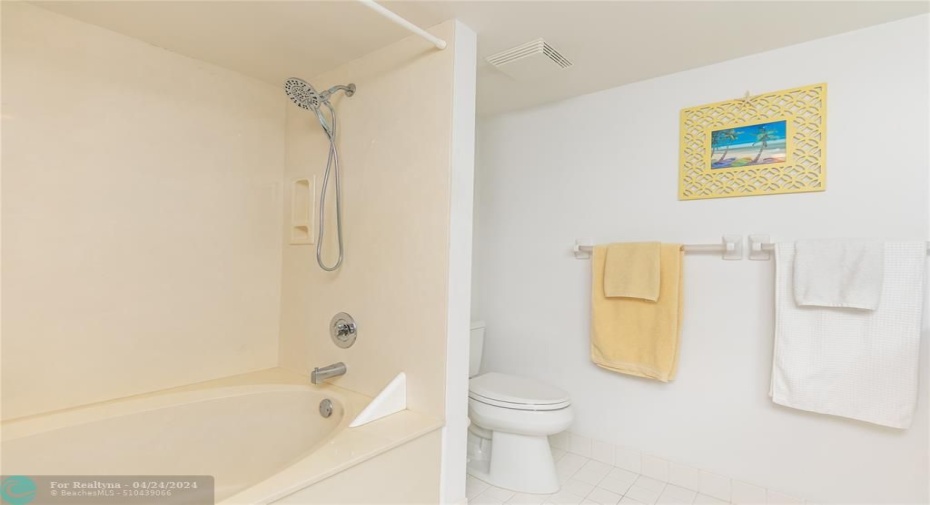 Primary Bath/Shower