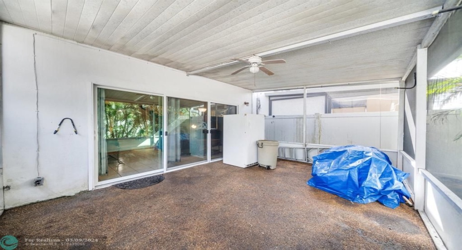 SCREENED IN PATIO BACKYARD HURRICANE IMPACT SLIDING GLASS DOORS