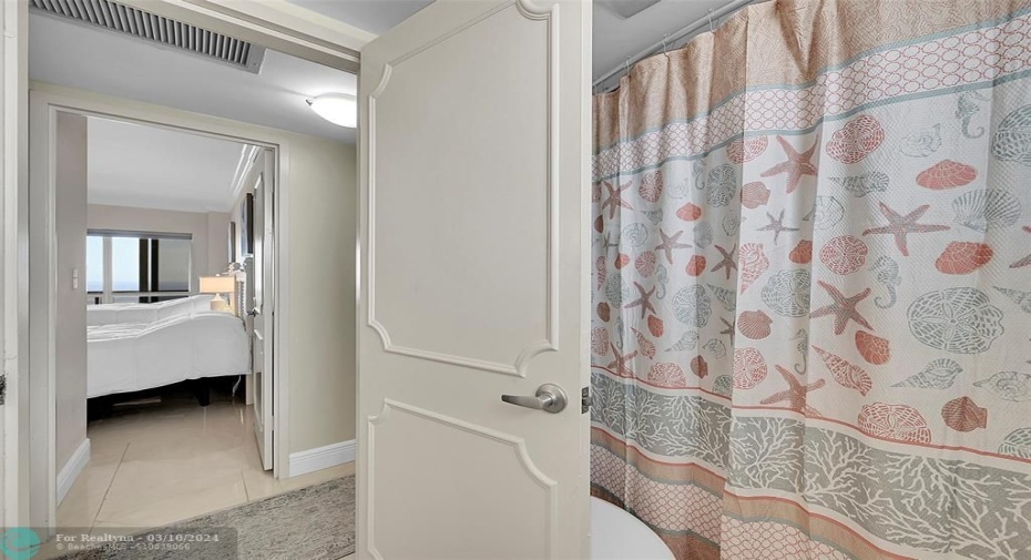 2nd bathroom