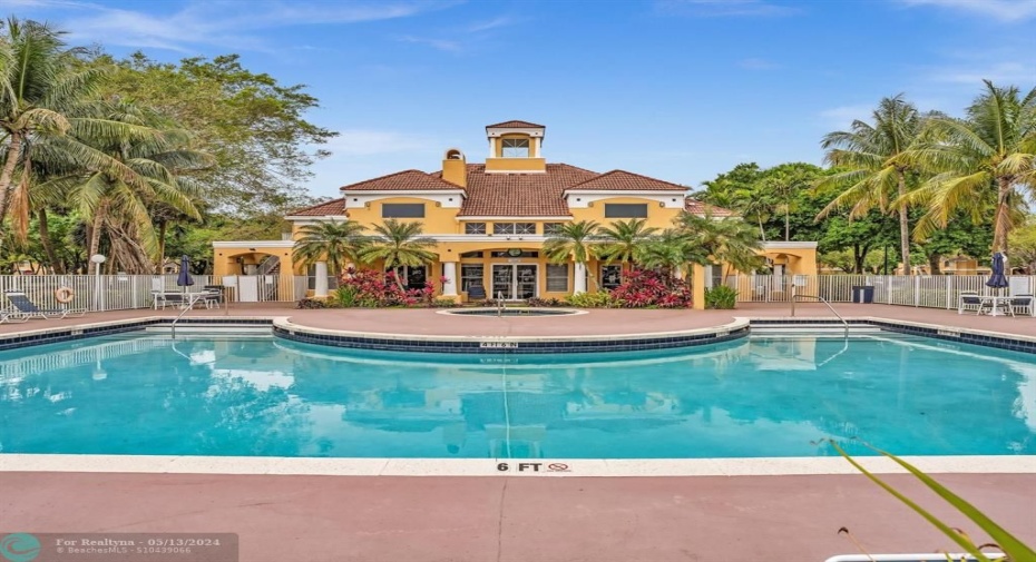 Pool and Clubhouse