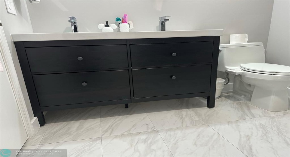 Main Bathroom