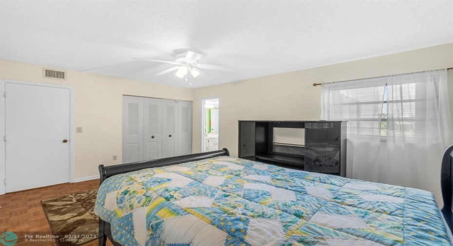 2nd Bedroom