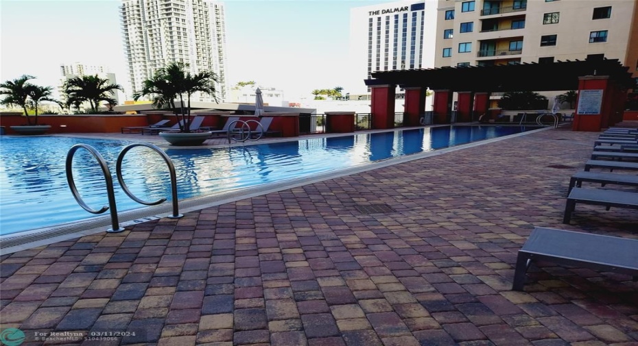 POOL