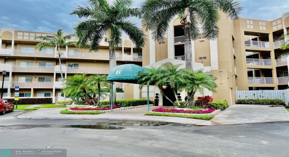 Grand entrance