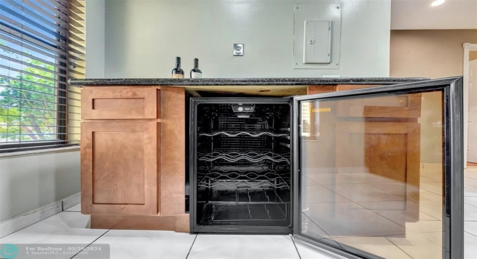 additional storage pluswine cooler