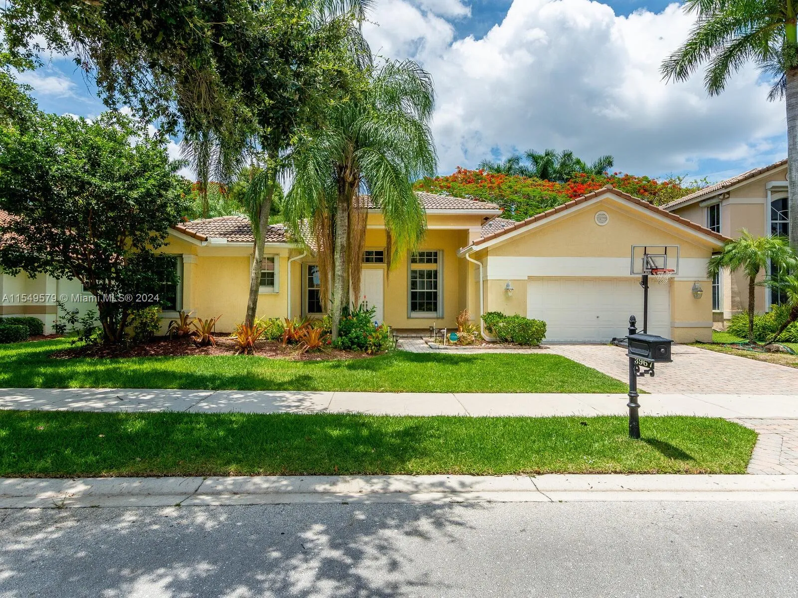 Residential Lease For Rent