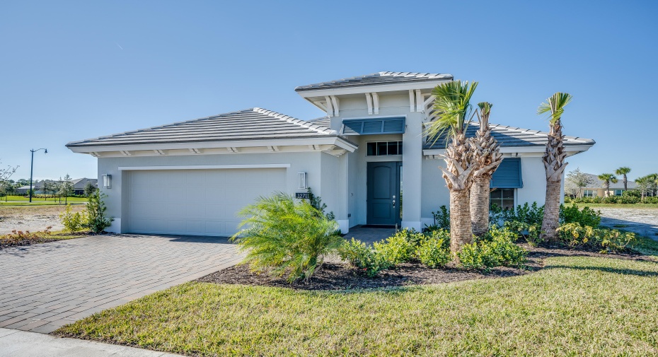 12476 SW Sunrise Lake Terrace, Port Saint Lucie, Florida 34987, 3 Bedrooms Bedrooms, ,2 BathroomsBathrooms,Single Family,For Sale,Sunrise Lake,RX-10857204
