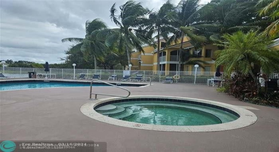 Hot tube