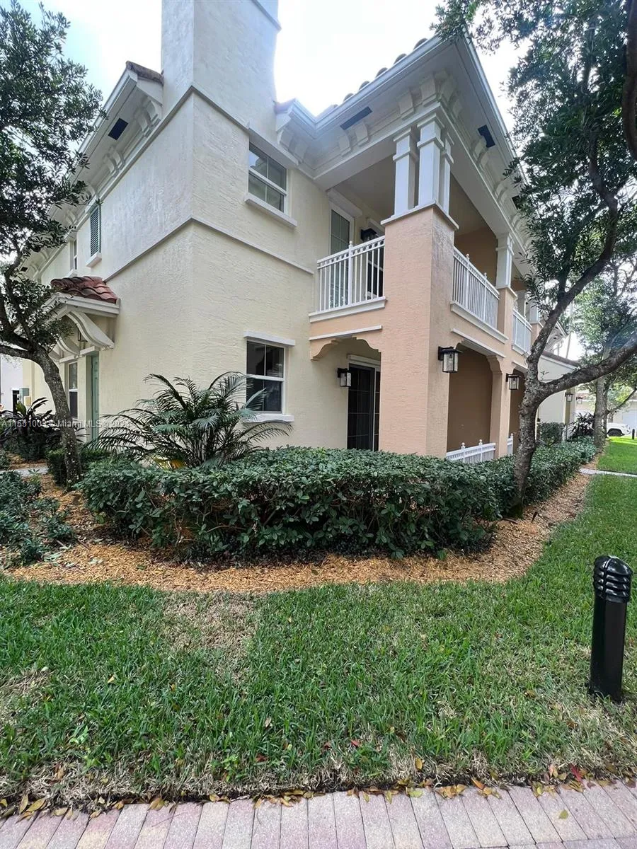 Townhouse For Sale