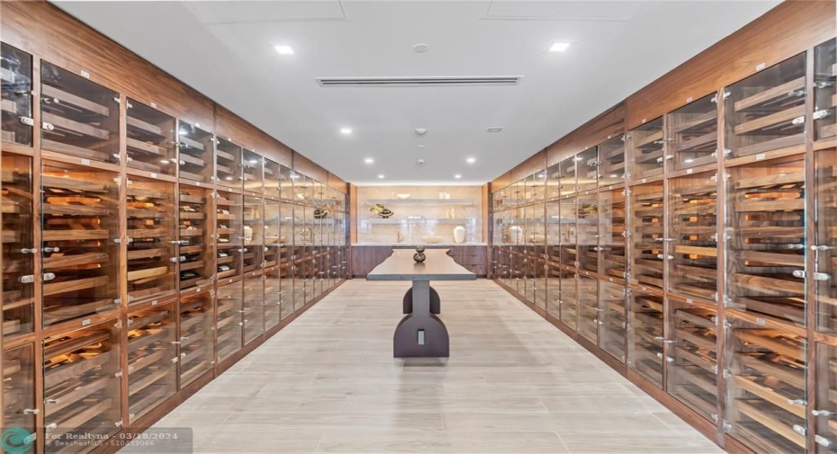 PRIVATE WINE LOCKER STORAGE