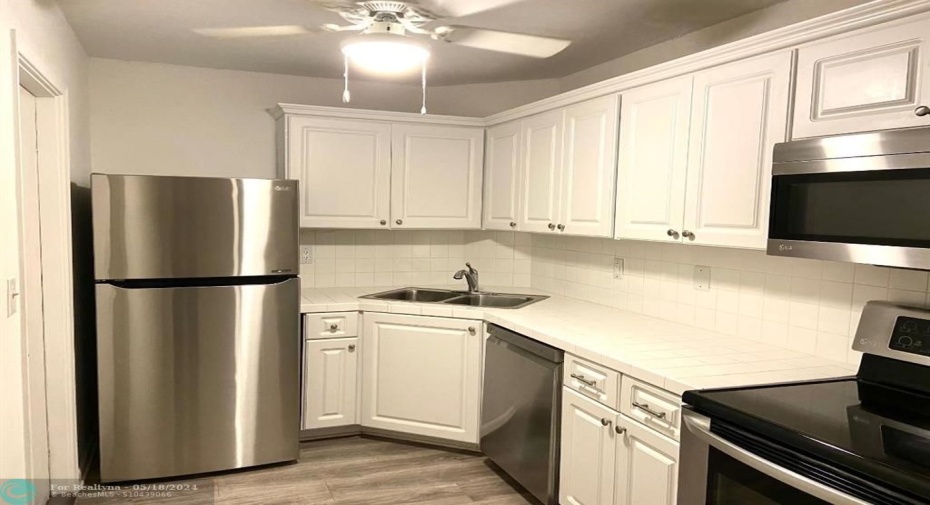 Updated kitchen with SS appliances