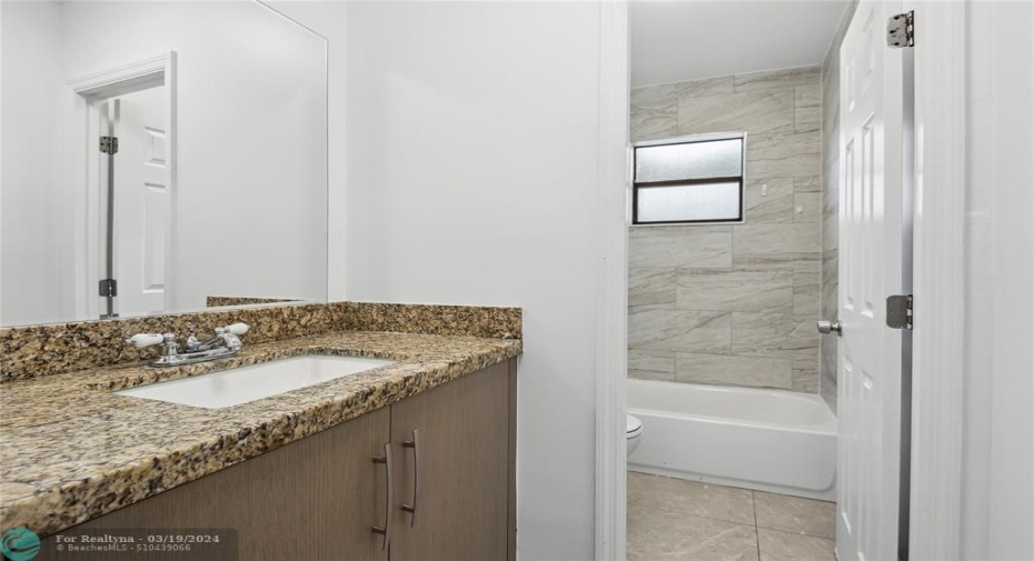 Bathroom Tub/Shower Combo