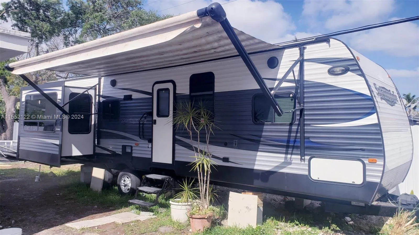 Residential Lease For Rent