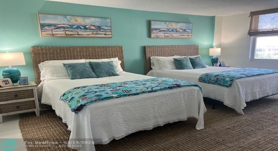 Guest suite bedroom