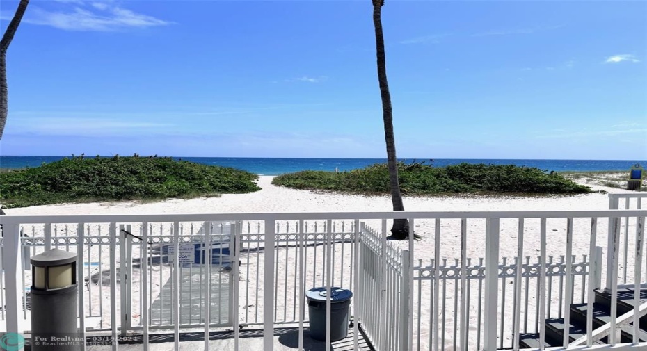 Ocean front condo. Come put your toes in the sand