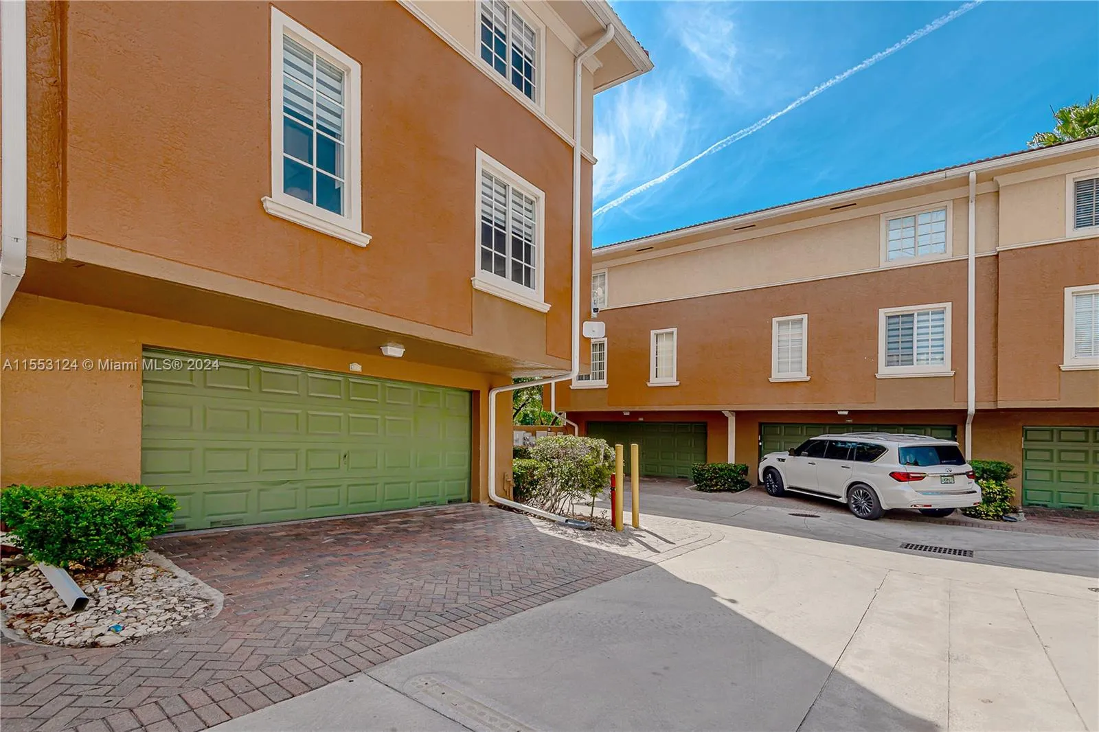 Townhouse For Sale